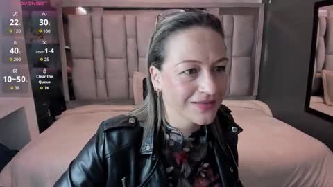 Charlot milf online show from October 3, 12:02 pm