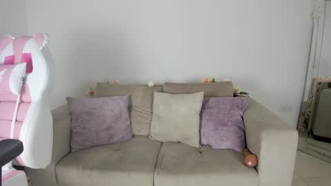    online show from January 10, 12:06 am