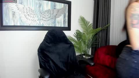 Charlote online show from November 9, 2:10 am