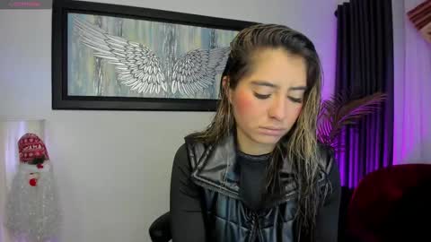 Charlote online show from November 22, 11:42 am