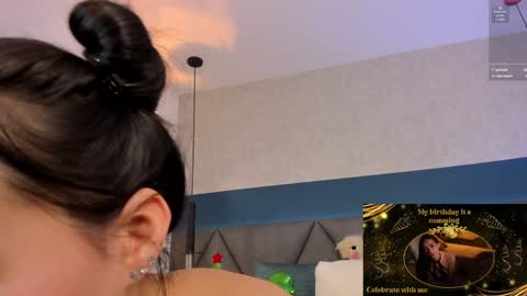 Charlotte online show from December 12, 6:53 pm