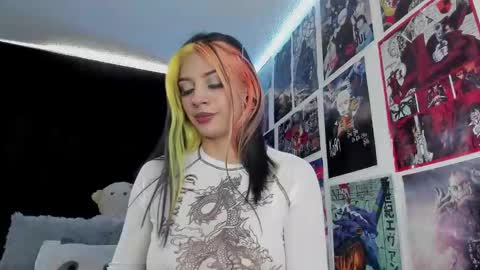 Snapshot of charlotte_mansson chatting on December 14, 4:52 pm Charlotte online show from December 14, 4:52 pm