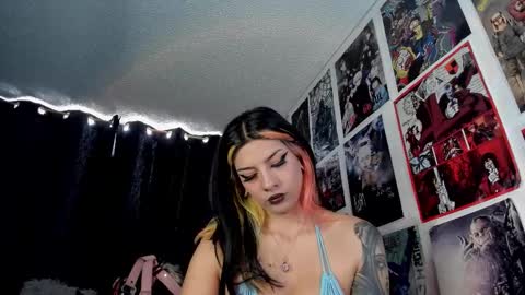 Snapshot of charlotte_mansson chatting on October 27, 8:24 pm Charlotte online show from October 27, 8:24 pm