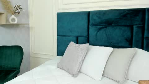 Charlotte Mayers online show from February 17, 11:23 am