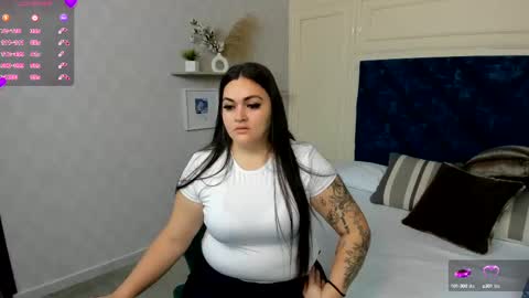 Charlotte Mayers online show from September 13, 11:32 am