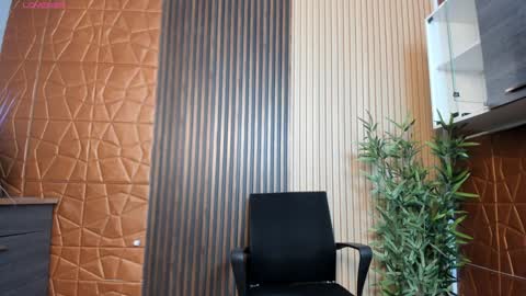 Charlotte  Everyday From 0700 to 1300 Col Time online show from January 27, 11:00 am