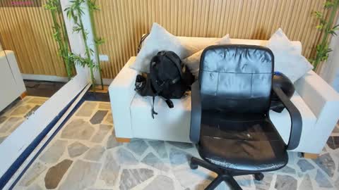 Charlotte  Everyday From 0700 to 1300 Col Time online show from September 11, 11:21 am