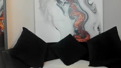 Snapshot of charlottegray_1 chatting on September 12, 4:01 am charlottegray_1 online show from September 12, 4:01 am