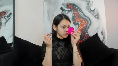 Snapshot of charlottegray_1 chatting on October 8, 3:59 am charlottegray_1 online show from October 8, 3:59 am