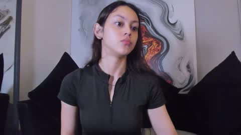 Snapshot of charlottegray_1 chatting on November 19, 12:27 pm charlottegray_1 online show from November 19, 12:27 pm