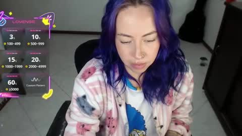 charlottezoe online show from November 9, 7:17 am