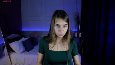 Snapshot of charmbianca chatting on February 2, 11:30 am Bianca online show from February 2, 11:30 am