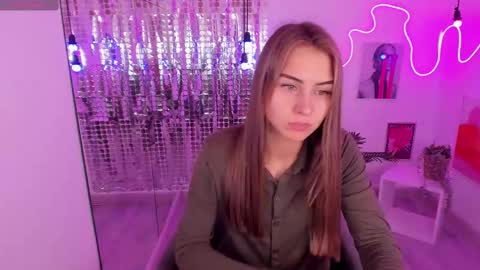 Snapshot of charmbianca chatting on February 12, 5:26 am Bianca online show from February 12, 5:26 am