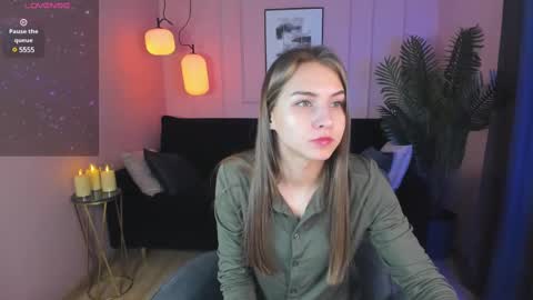 Snapshot of charmbianca chatting on February 20, 8:39 am Bianca online show from February 20, 8:39 am