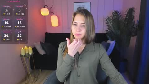 Snapshot of charmbianca chatting on February 20, 11:42 am Bianca online show from February 20, 11:42 am