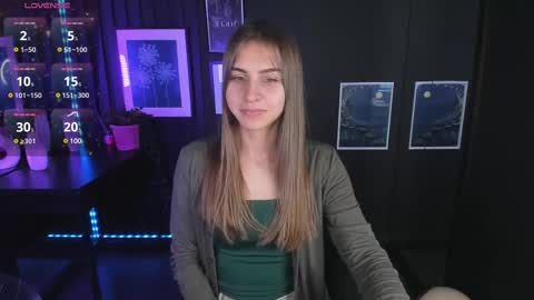 Snapshot of charmbianca chatting on February 21, 2:38 pm Bianca online show from February 21, 2:38 pm