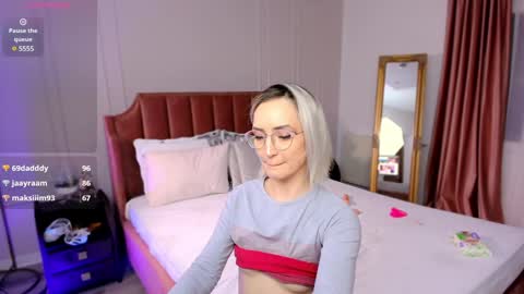  Annye   online show from January 6, 9:43 pm