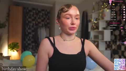 my fansly Charming daisy              My Wishlist  for new toys     online show from November 18, 7:24 am