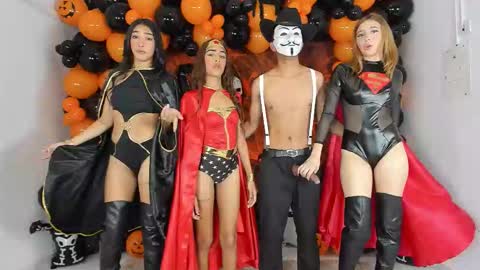 Snapshot of charming_lovers chatting on October 22, 3:12 pm charming lovers online show from October 22, 3:12 pm