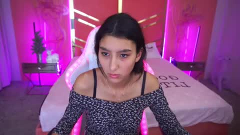 Snapshot of charmmocco chatting on January 23, 10:01 am SweetMoco online show from January 23, 10:01 am