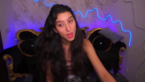 Snapshot of charmmocco chatting on February 5, 7:50 am SweetMoco online show from February 5, 7:50 am