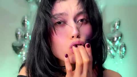 JASMINE   usually going live about 2 am UTC  online show from December 12, 12:22 pm