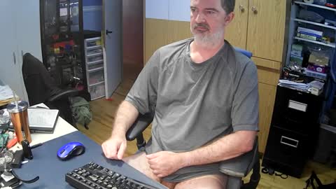 wanaBeYourToy online show from September 24, 6:00 pm