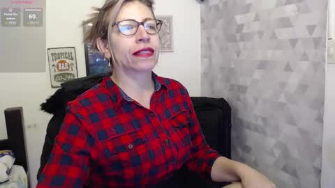 CHAYLA VICTORIA RUIZ  online show from September 21, 10:39 am