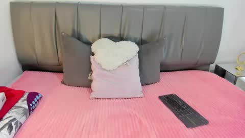 Cherlyn online show from February 4, 1:27 pm