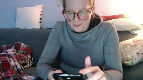 Chelsea online show from December 11, 7:57 pm