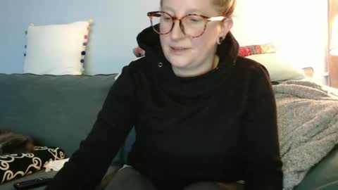 Chelsea online show from December 16, 8:37 pm