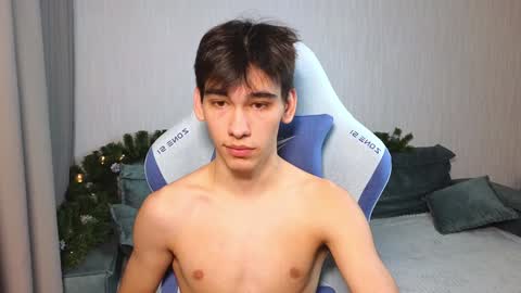 LUCASRYANPVT IS OPEN online show from December 18, 8:31 am