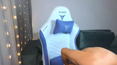 LUCASRYANPVT IS OPEN online show from February 16, 4:42 am