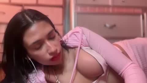 cherliecarmen online show from February 6, 7:18 pm