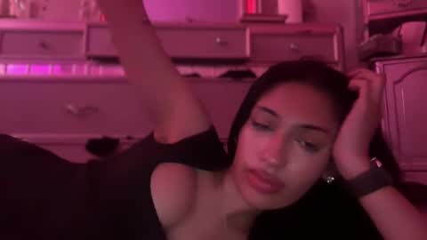 cherliecarmen online show from February 15, 9:59 pm