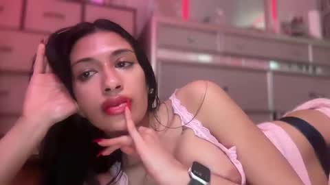 cherliecarmen online show from March 6, 3:24 am