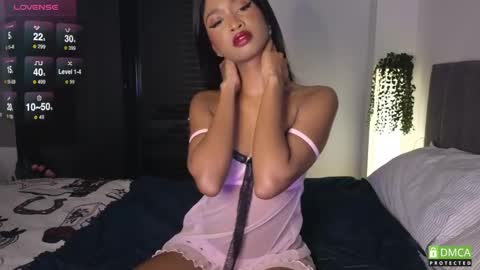 Snapshot of cherrrish_ chatting on January 23, 1:35 pm Kate online show from January 23, 1:35 pm