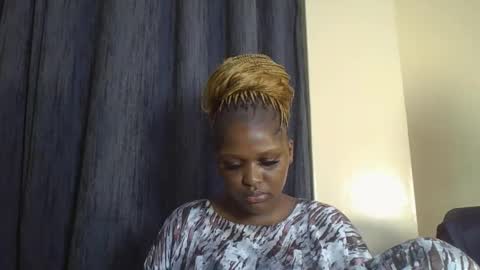 Goddess online show from November 12, 7:03 pm