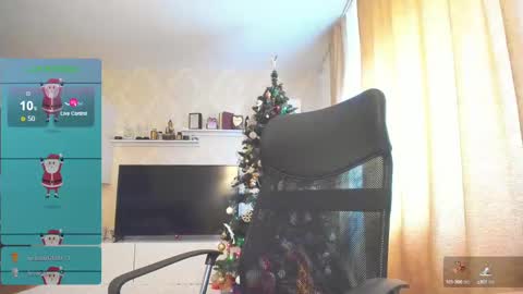 Snapshot of cherry_pie_69 chatting on December 26, 8:18 am mayra online show from December 26, 8:18 am