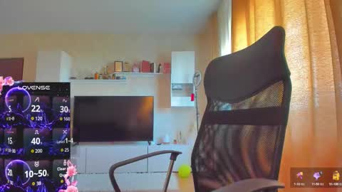 Snapshot of cherry_pie_69 chatting on September 21, 8:27 am mayra online show from September 21, 8:27 am