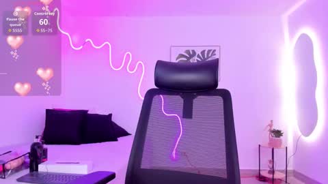 C H E R R Y online show from September 27, 11:59 am