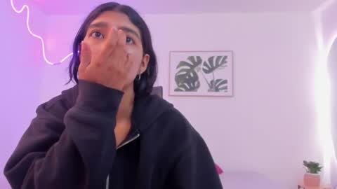 C H E R R Y online show from October 21, 11:22 am