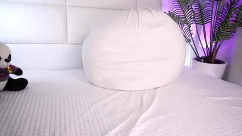 Julia online show from January 17, 2:08 am