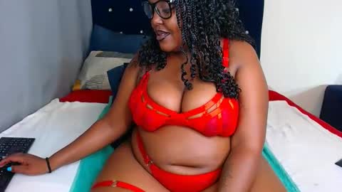 Snapshot of cherryyummy69 chatting on February 19, 9:47 pm cherryyummy69 online show from February 19, 9:47 pm