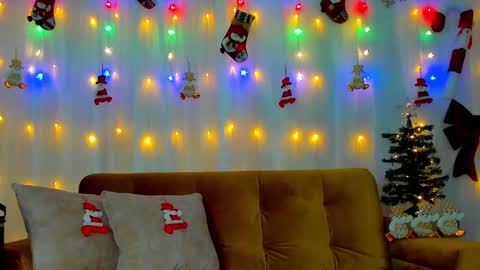 Snapshot of cherylbutler chatting on December 20, 11:05 pm Cheryl online show from December 20, 11:05 pm