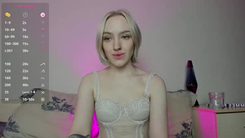 Snapshot of cherylmason chatting on December 22, 10:58 pm Cheryl online show from December 22, 10:58 pm