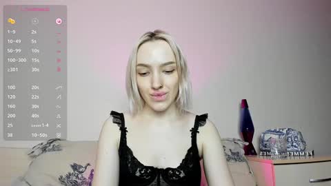 Snapshot of cherylmason chatting on January 30, 1:44 am Cheryl online show from January 30, 1:44 am