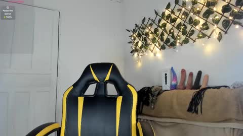 sammy coll online show from March 8, 9:40 pm