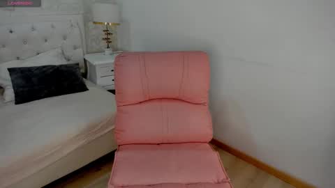 Chiki online show from October 17, 12:52 pm