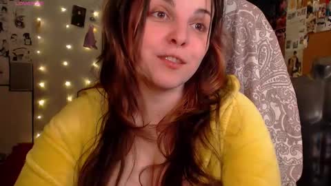 Snapshot of chill_saya chatting on September 30, 12:37 am Saya online show from September 30, 12:37 am